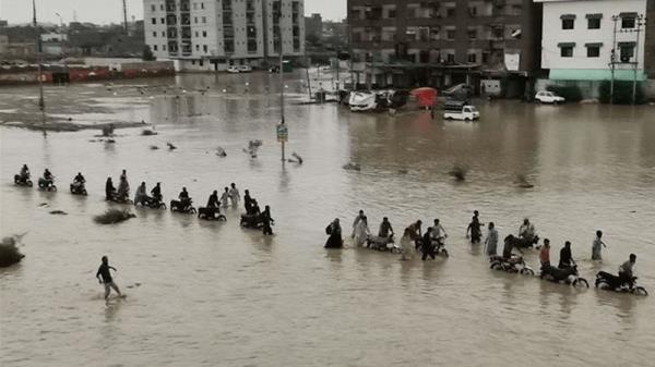 巴基斯坦:洪水凸显气候-健康关系-分析
