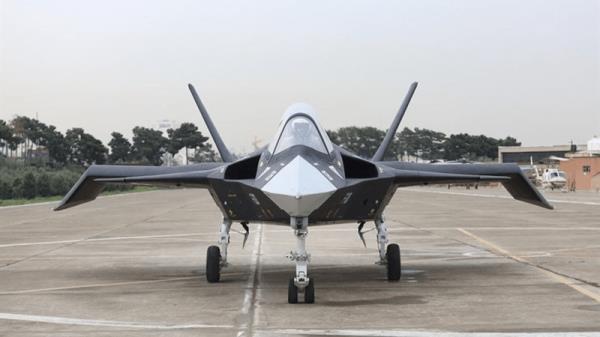 伊朗称将战斗机改装为无人驾驶飞机